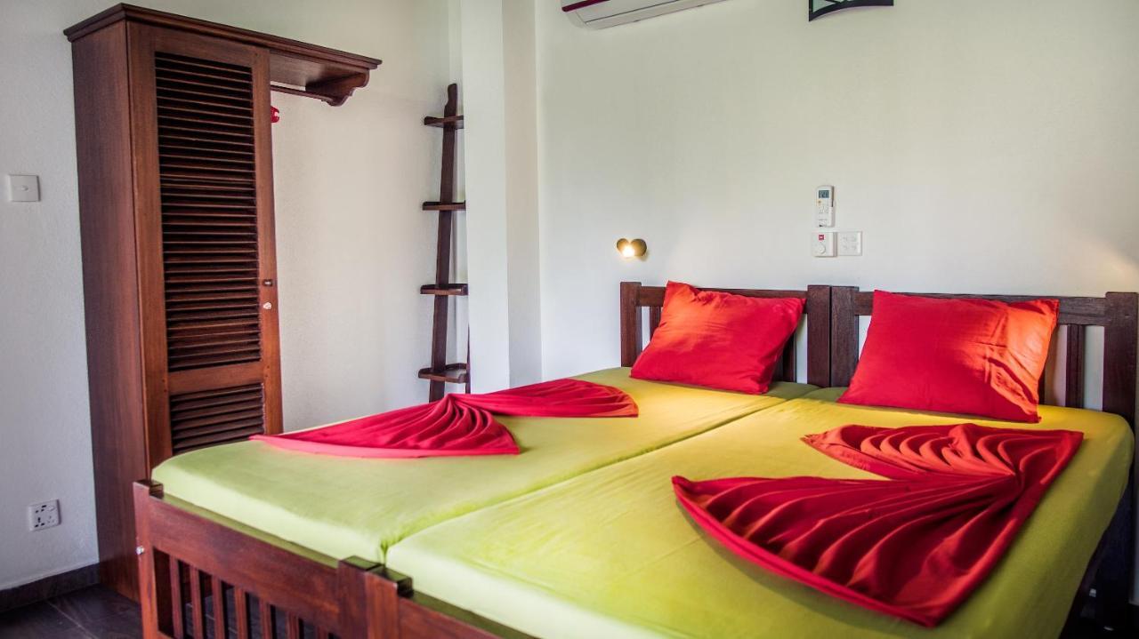 Appartamento Sophie House Hikkaduwa Esterno foto